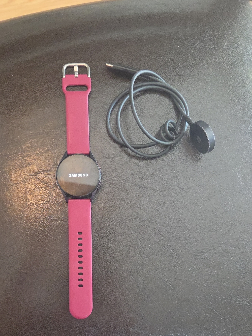 Samsung Galaxy 5 with Magnetic Charger